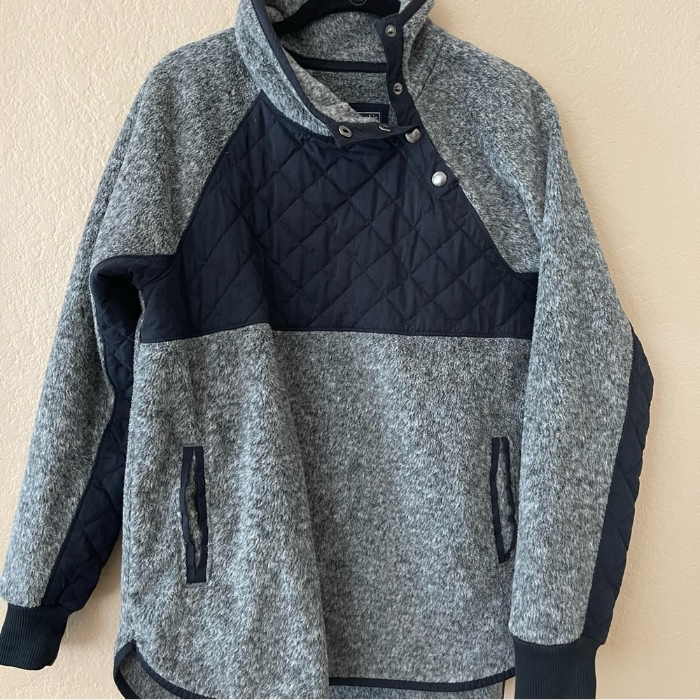 Abercrombie & Fitch quilted fleece snap jacket